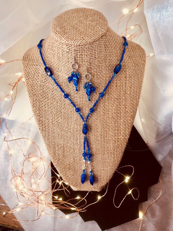 Beaded Lariat Necklace & Earring Set in Beautiful Glass Indigo with Hints of Red Twisted Beads, Faceted Glass, Stainless Steel Ear Wires